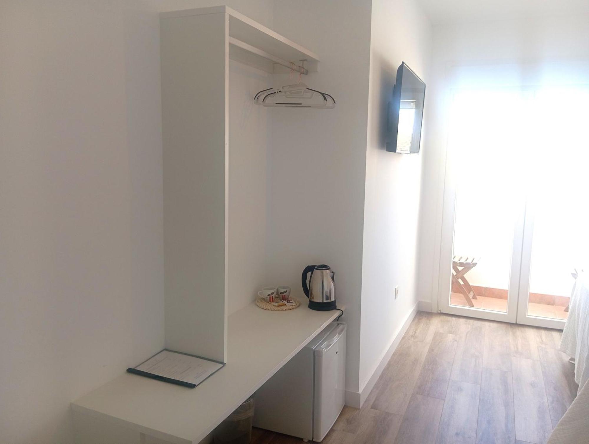 Hostal Casa Emilio 알메리아 외부 사진