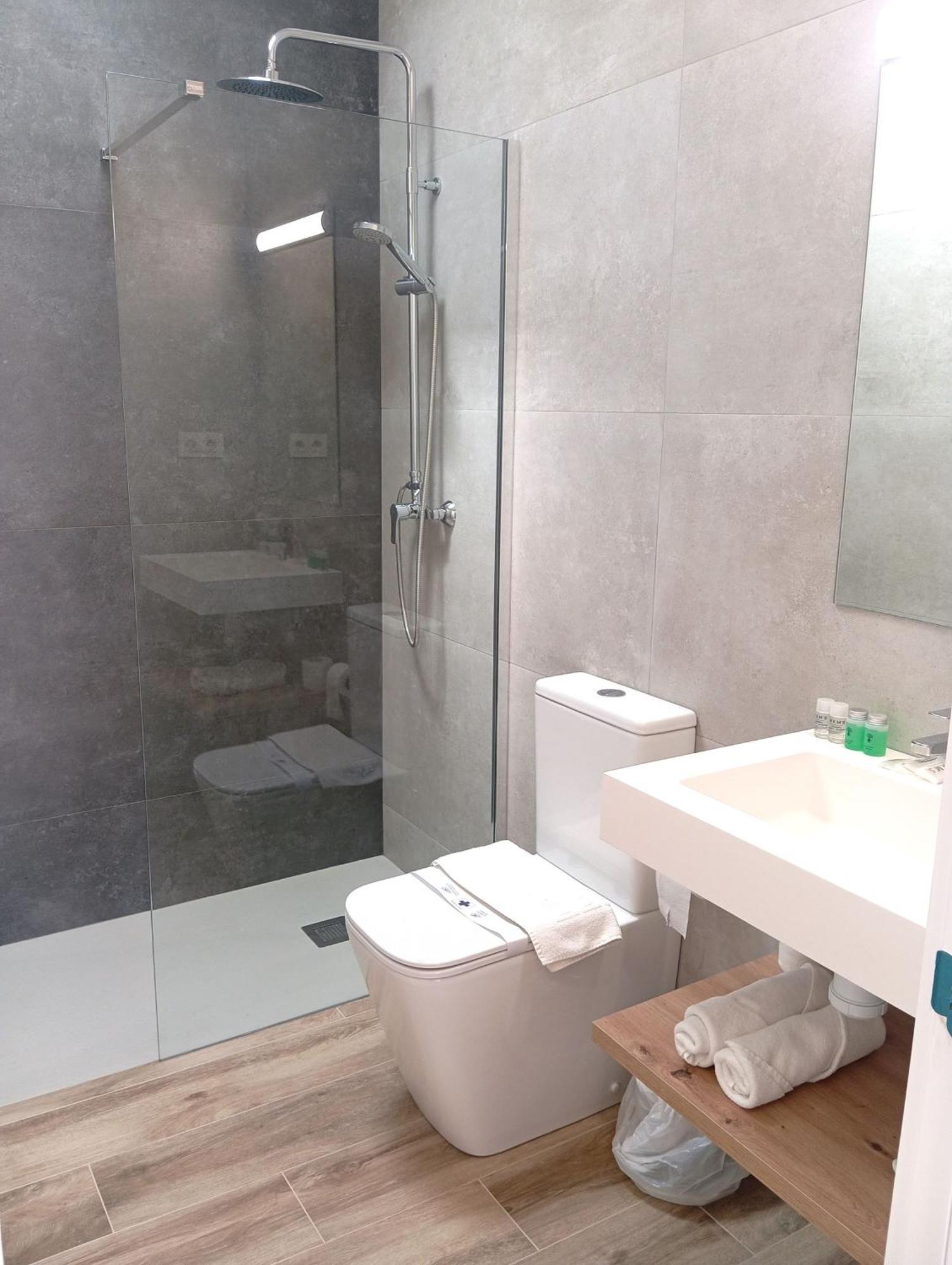 Hostal Casa Emilio 알메리아 외부 사진